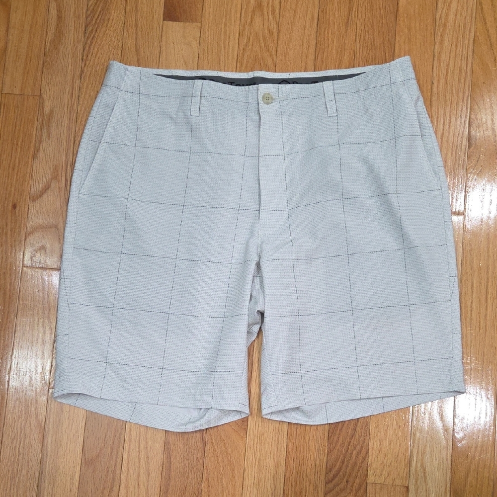 Men's Light Gray Patterned Shorts
